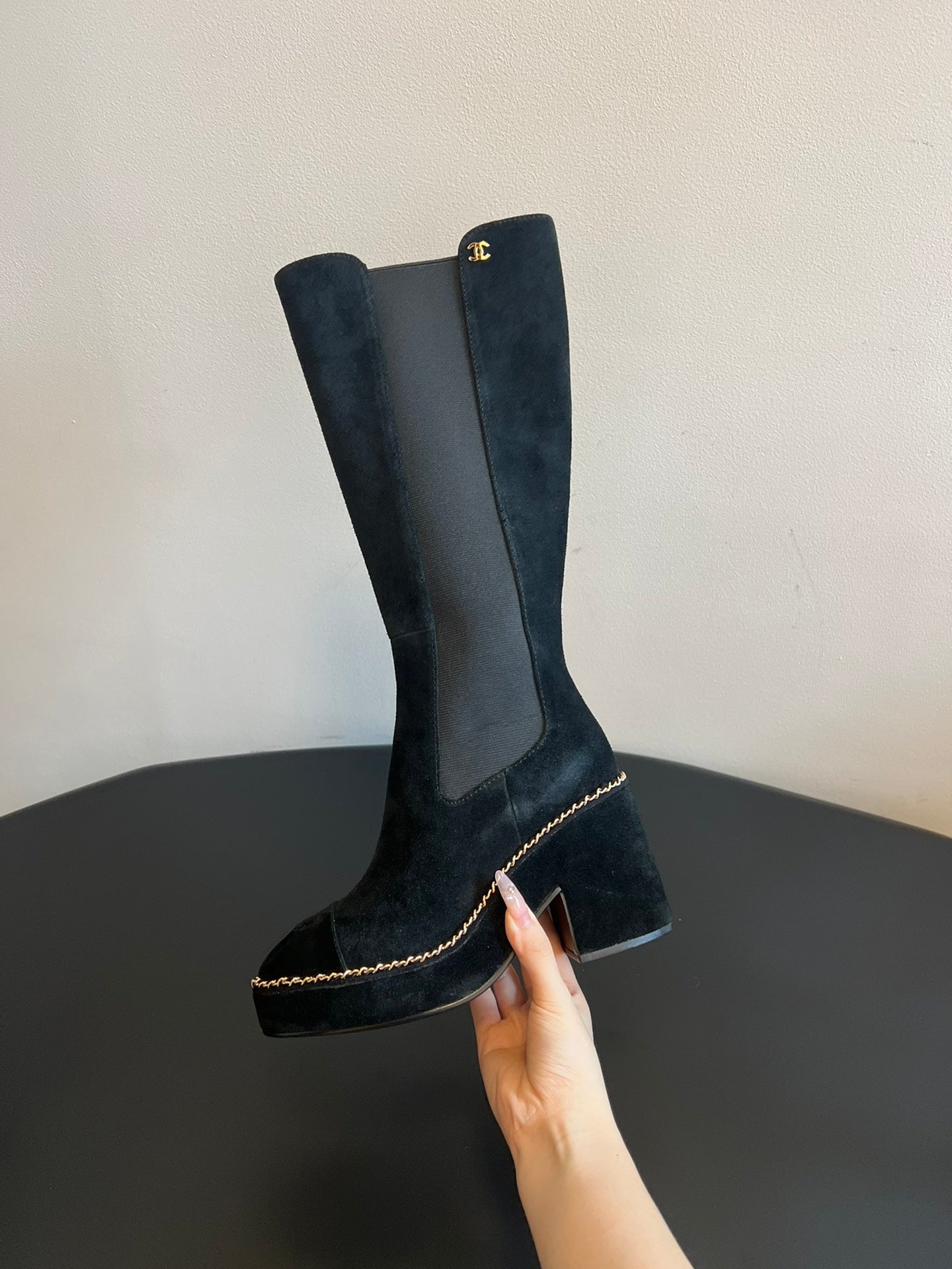 Chanel Platform Chelsea Boots – 2025 Spring/Summer Collection – 25SS