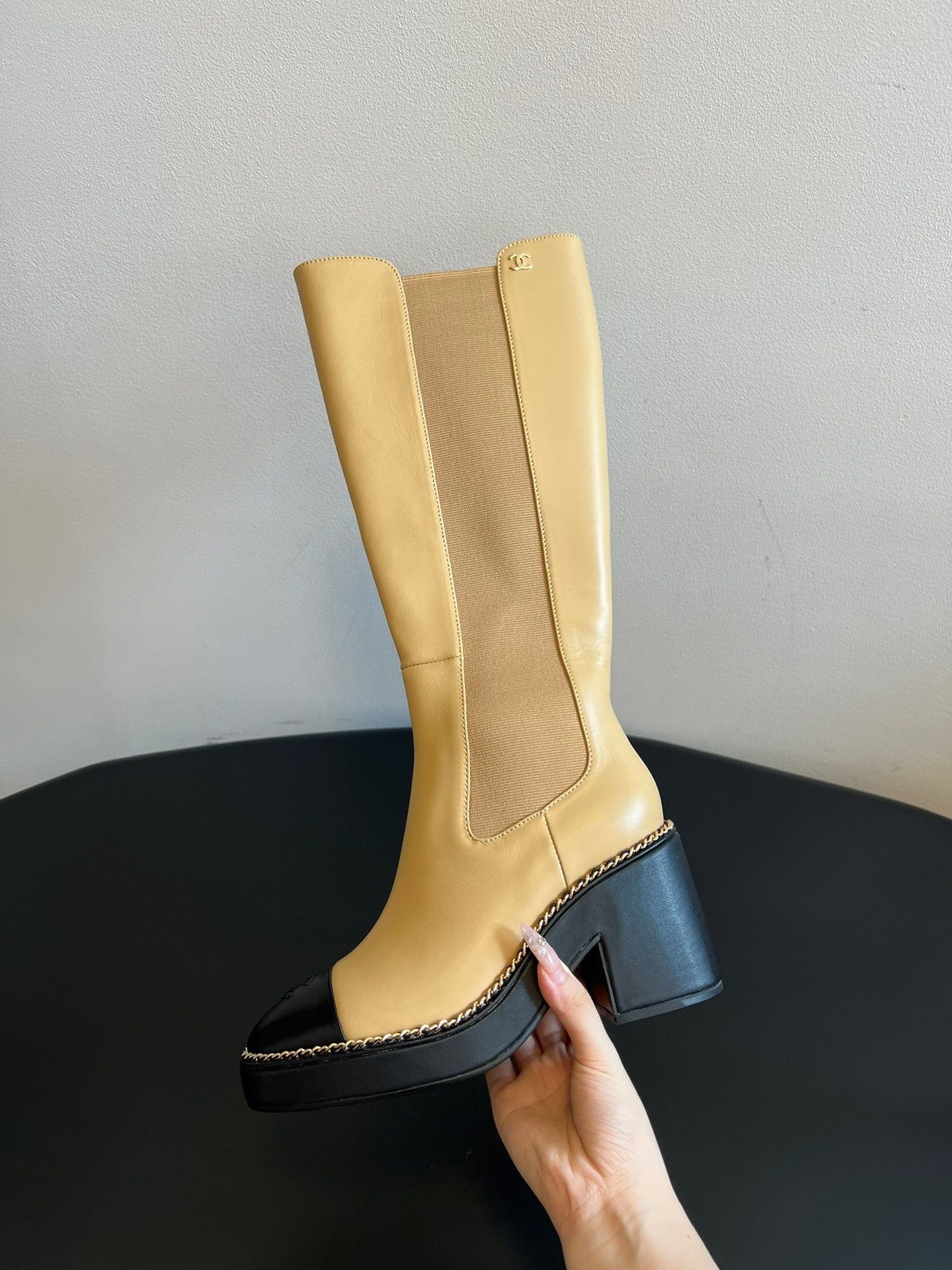 Chanel Platform Chelsea Boots – 2025 Spring/Summer Collection – 25SS