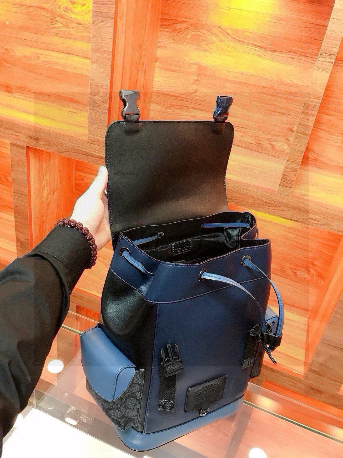 Coach Men's Backpack – 2020 Collection