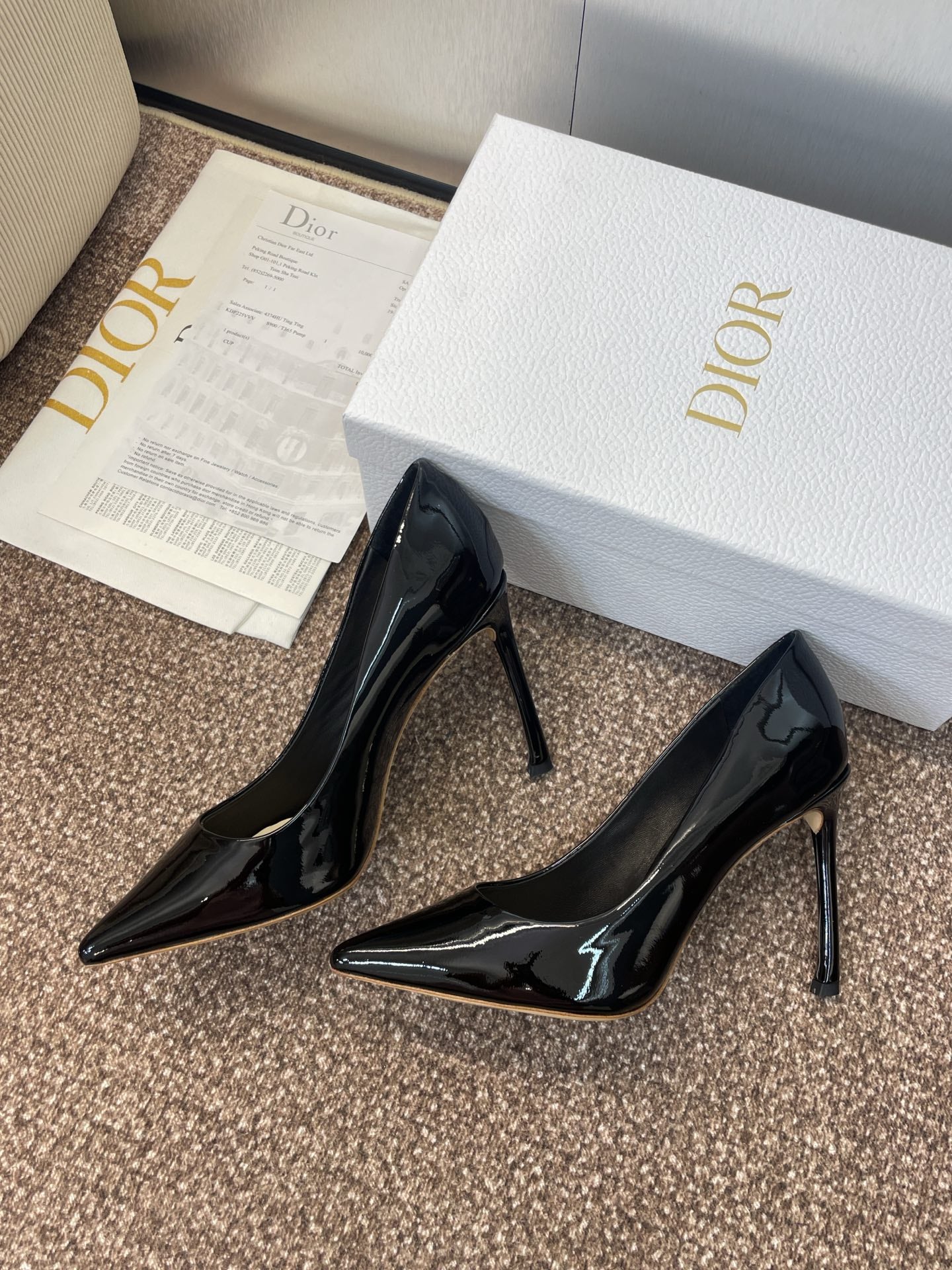 Dior CD Logo Pointed Toe Pumps – 2025 Spring/Summer Haute Couture Collection