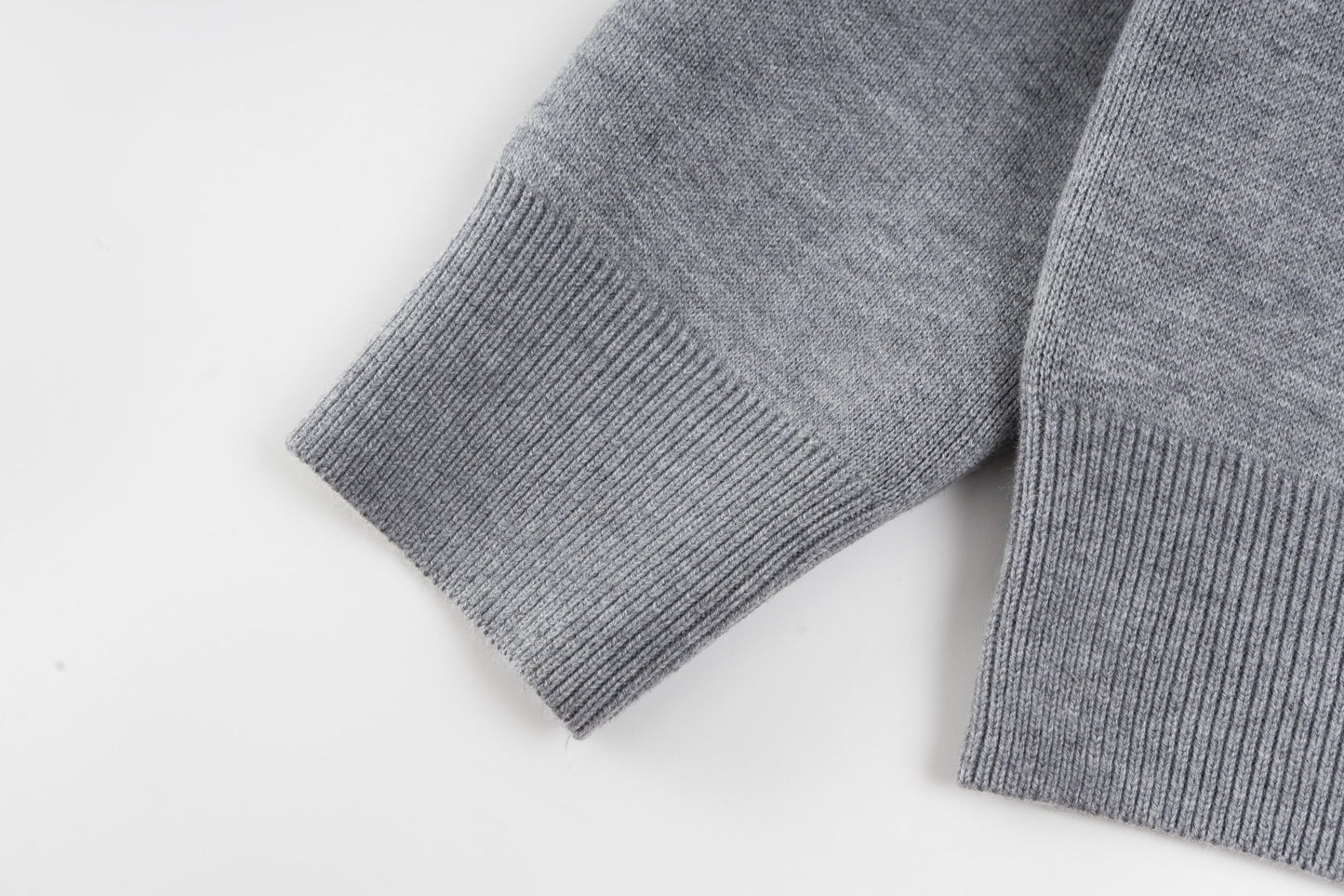 Dior Oblique Reversible Cashmere Crewneck Sweater – 25FW