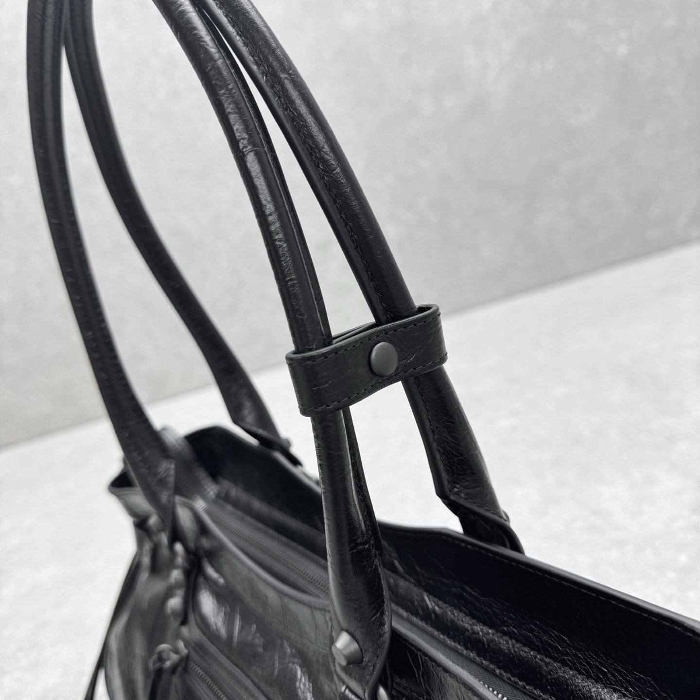 Balenciaga Le City East-West Motorcycle Bag – 2024 Early Autumn Collection