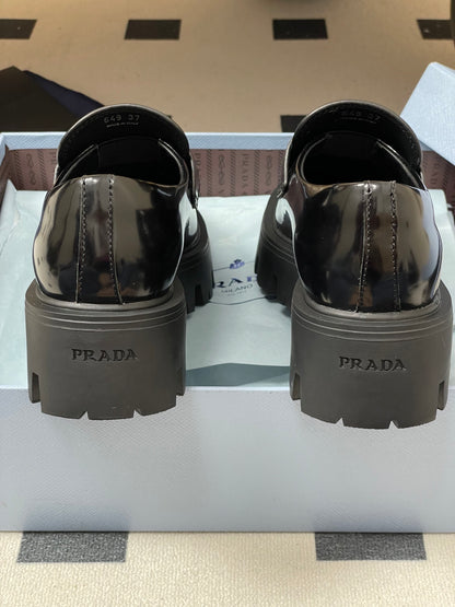 Prada Thick-Soled Platform Loafers – 25FW