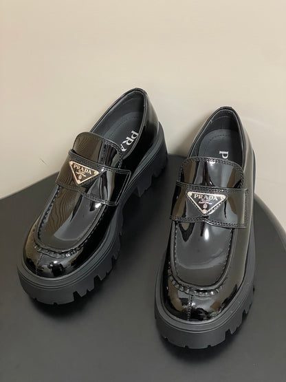 Prada Thick-Soled Platform Loafers – 25FW