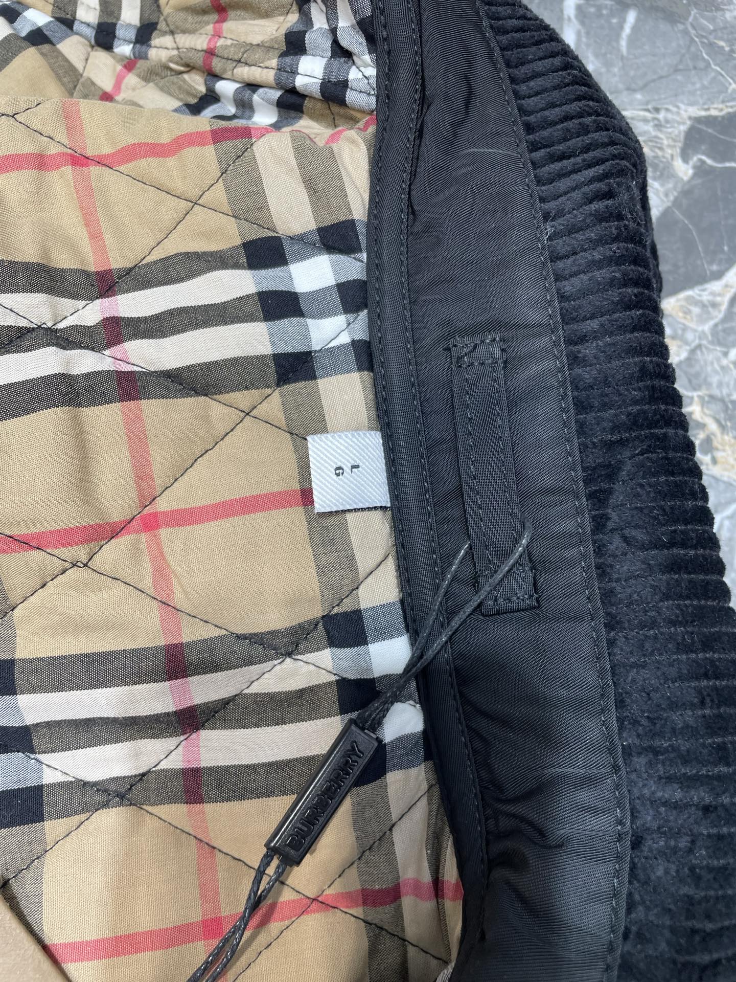 Burberry Quilted Long-Sleeve Jacket – 25FW