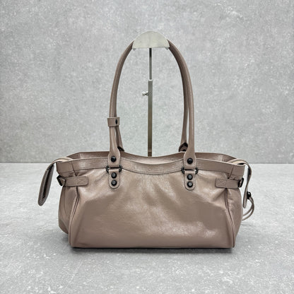 Balenciaga Le City East-West Shoulder Bag – Early Autumn Collection
