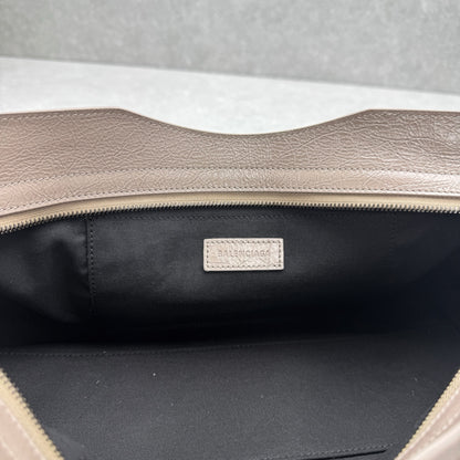 Balenciaga Le City East-West Shoulder Bag – Early Autumn Collection
