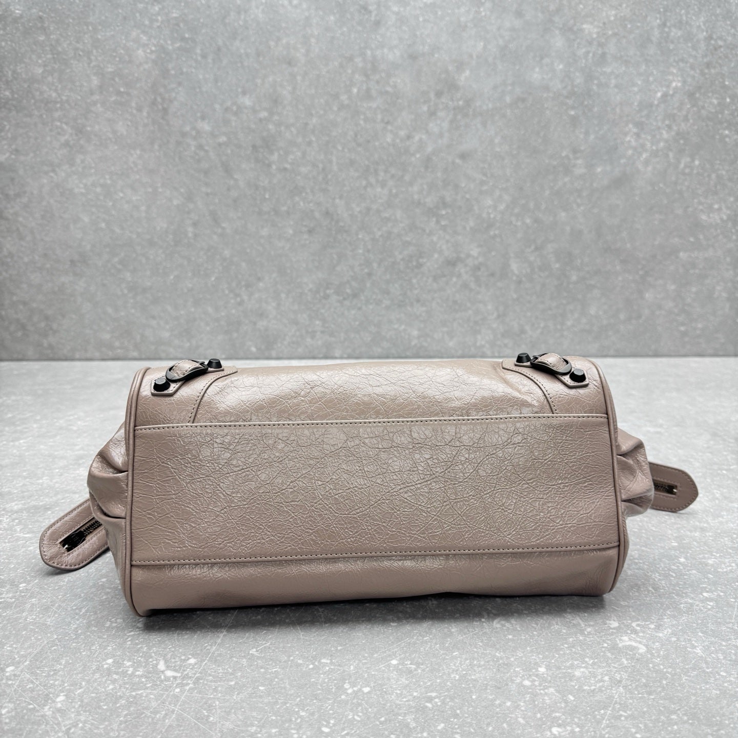 Balenciaga Le City East-West Shoulder Bag – Early Autumn Collection