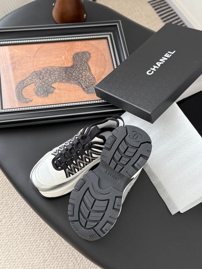 Chanel Color-Block Sneakers – 25C