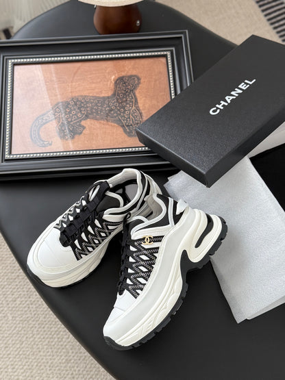 Chanel Color-Block Sneakers – 25C