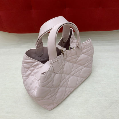 Dior C'est Dior Bucket Bag – 23FW