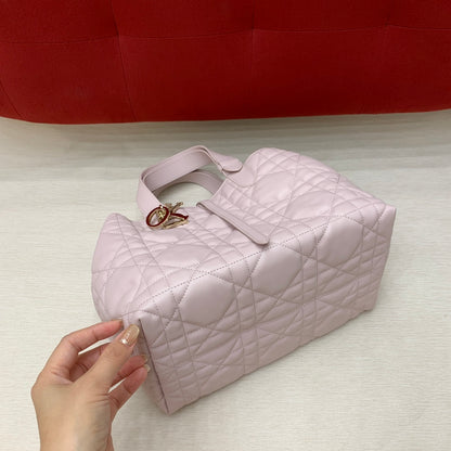 Dior C'est Dior Bucket Bag – 23FW