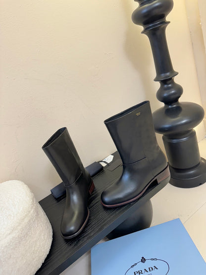 Prada Thick-Sole Knight Boots – 25SS