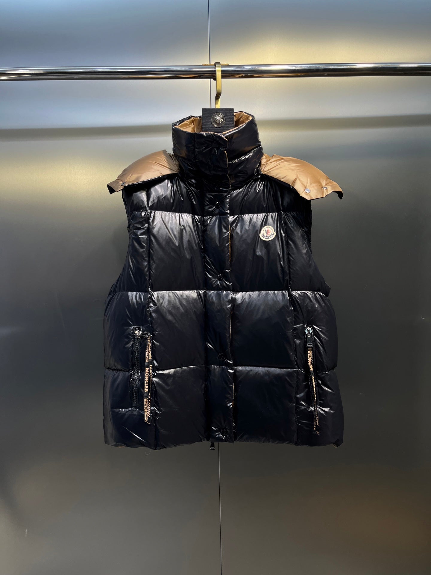 Moncler Parana Color-block Hooded Down Jacket – New Collection