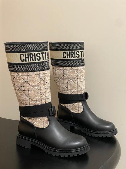 Dior D-Major Tweed Knight Boots – Autumn/Winter Collection