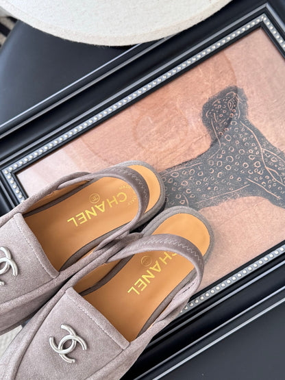 Chanel 25K Autumn/Winter Suede Mules