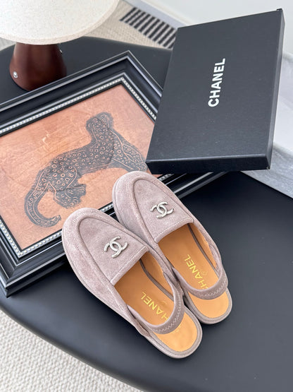 Chanel 25K Autumn/Winter Suede Mules