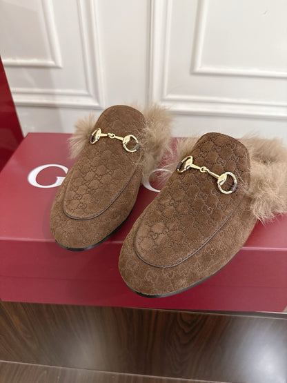 Gucci Tuscan Wool Loafers – Autumn/Winter Must-Have