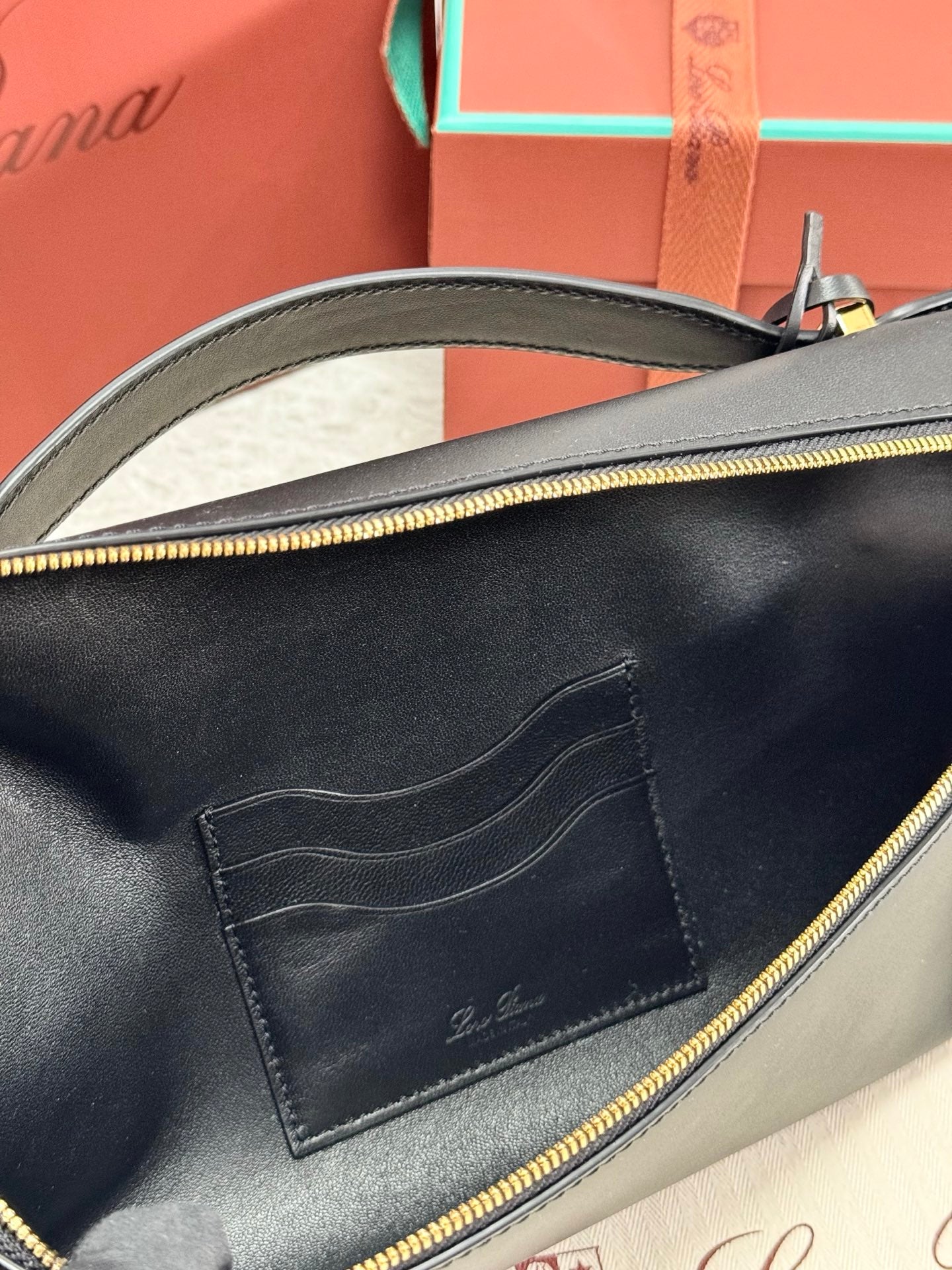 Loro Piana Extra Clutch L29