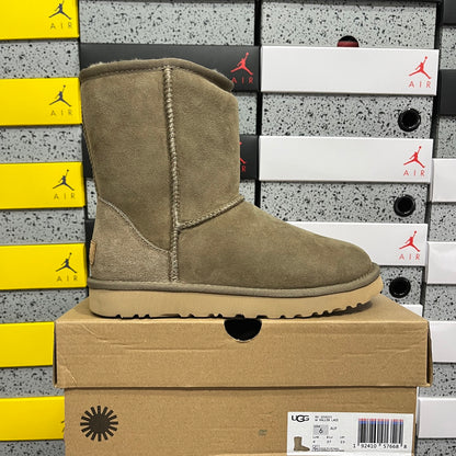 UGG Thick-Soled Low-Cut Fur-Lined Snow Boots