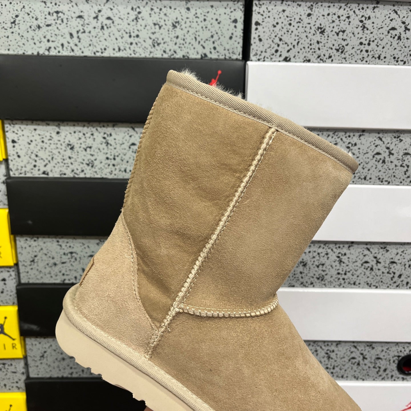 UGG Thick-Soled Low-Cut Fur-Lined Snow Boots