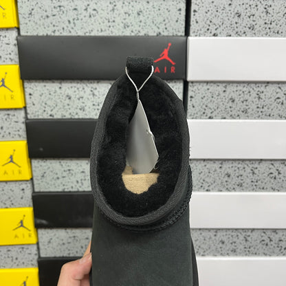 UGG Thick-Soled Low-Cut Fur-Lined Snow Boots