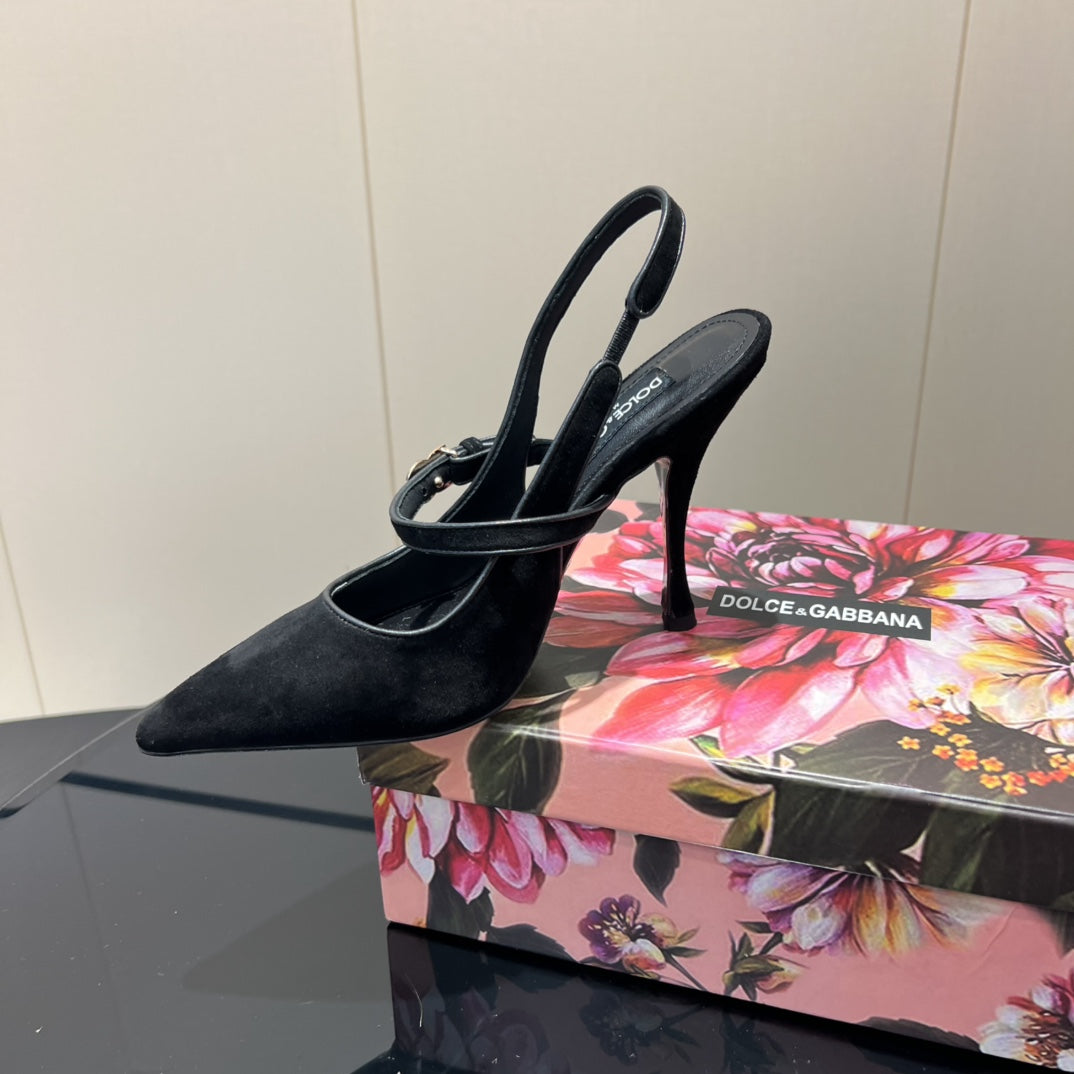 Dolce & Gabbana Pointed Toe Cross-Strap Pumps – 25FW