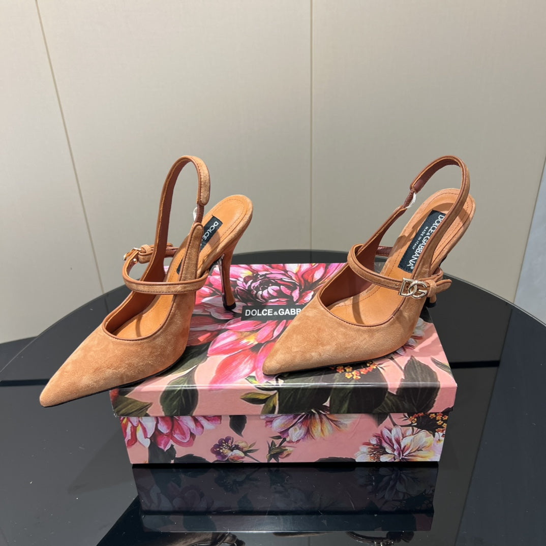 Dolce & Gabbana Pointed Toe Cross-Strap Pumps – 25FW