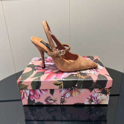 Dolce & Gabbana Pointed Toe Cross-Strap Pumps – 25FW