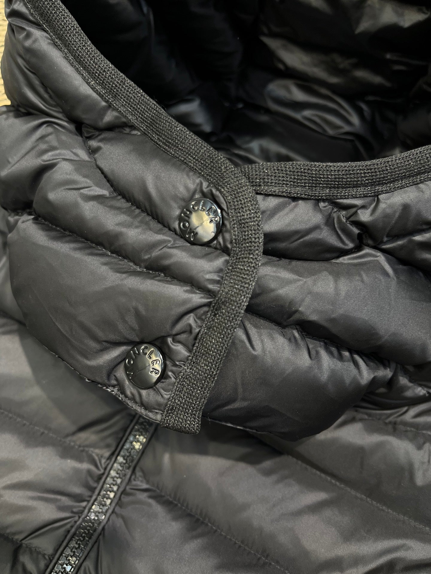 Moncler Waist-Cinching Hooded Down Jacket – Autumn/Winter Collection