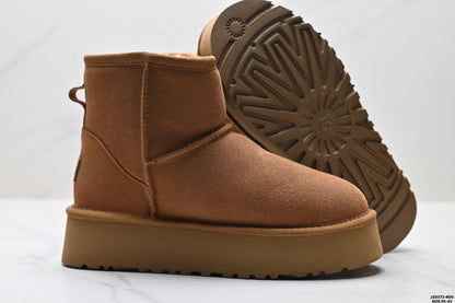 UGG Classic Ultra Mini Platform Snow Boots