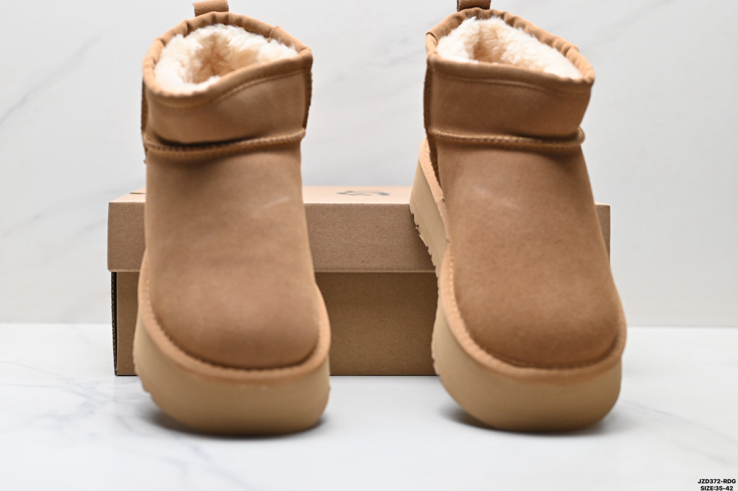 UGG Classic Ultra Mini Platform Snow Boots