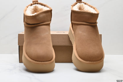 UGG Classic Ultra Mini Platform Snow Boots