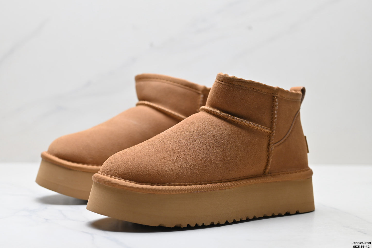 UGG Classic Ultra Mini Platform Snow Boots