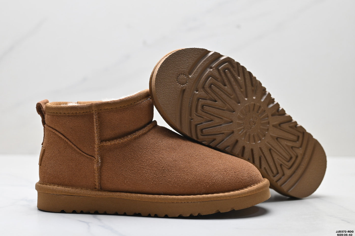 UGG Classic Ultra Mini Platform Snow Boots