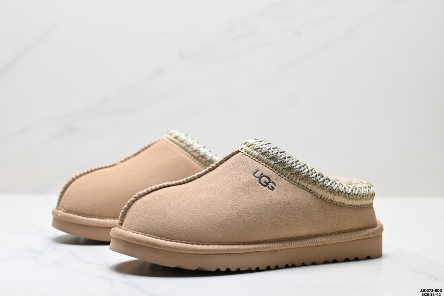 UGG Tazz Snow Boots
