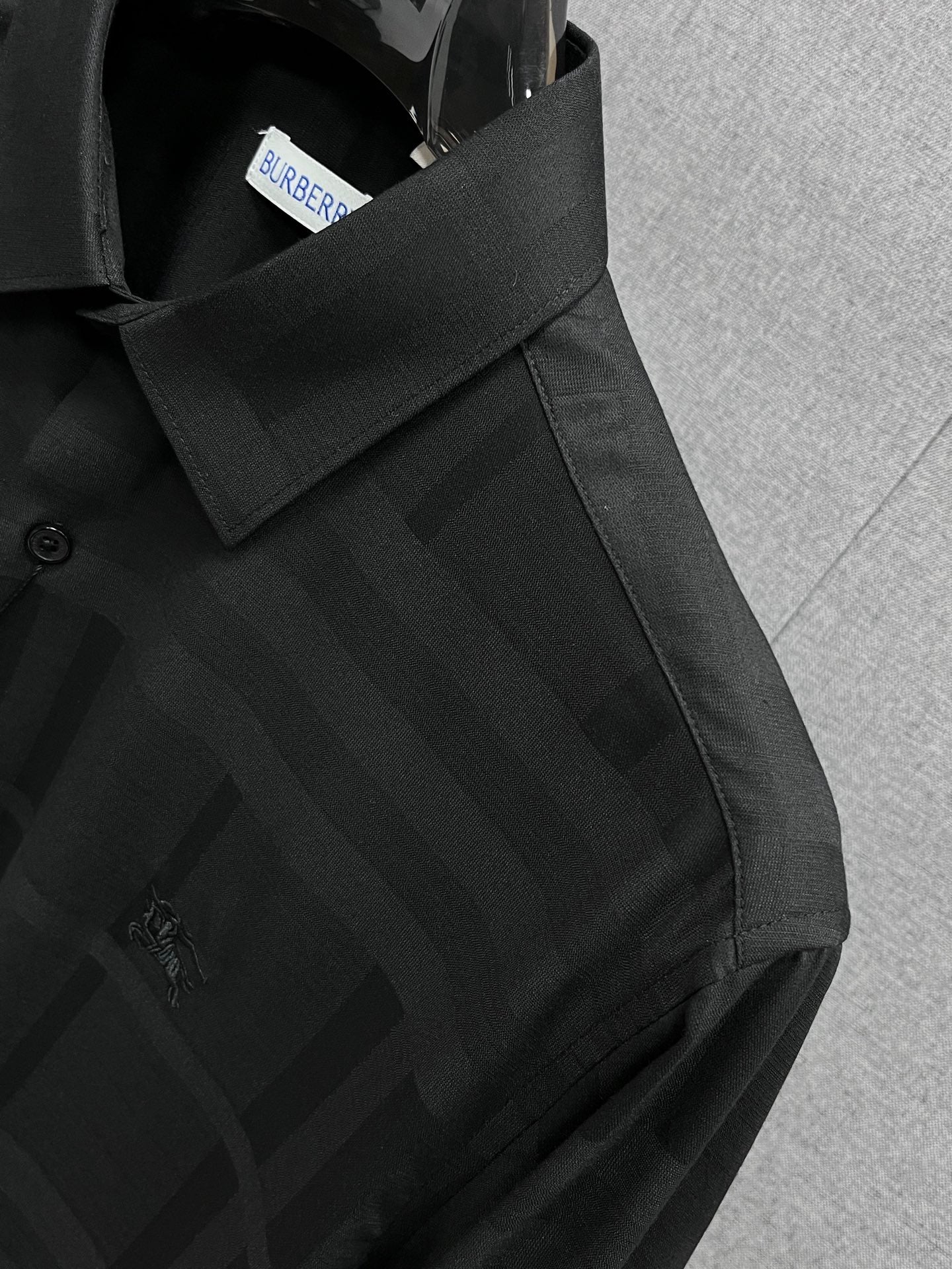 Burberry Men's Casual Long Sleeve Shirt – Autumn/Winter Collection