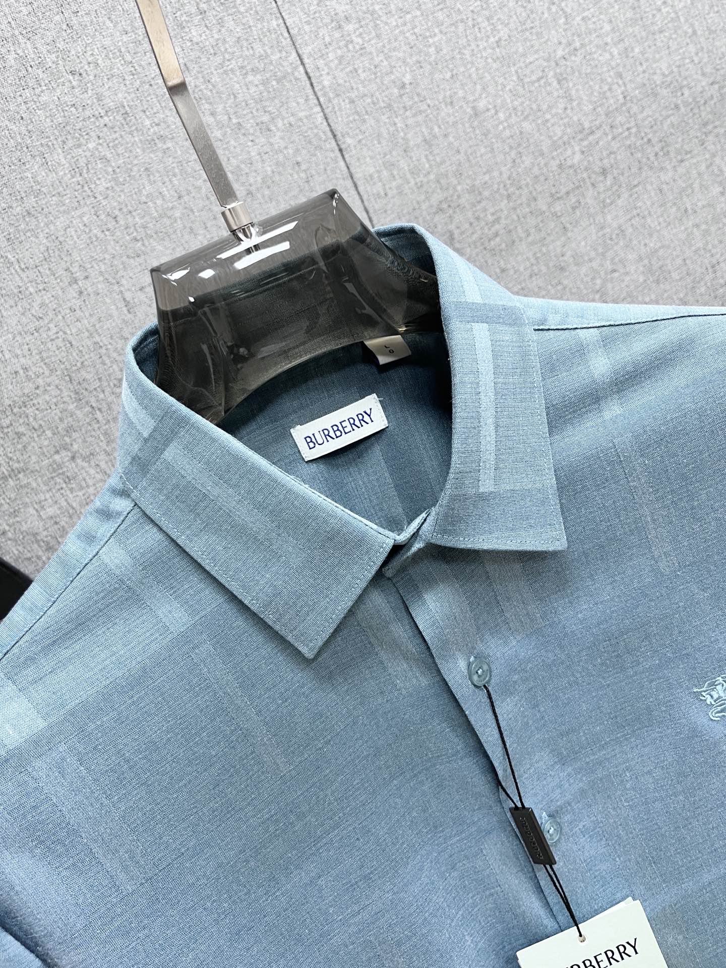 Burberry Men's Casual Long Sleeve Shirt – Autumn/Winter Collection