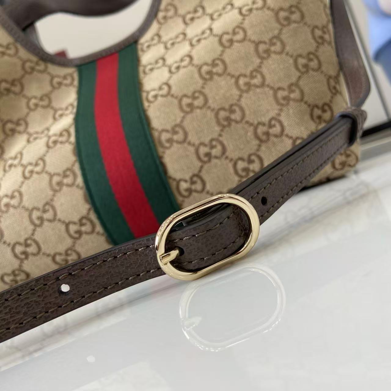 Gucci Giglio Small GG Canvas Tote Bag – 2026 Early Spring Collection