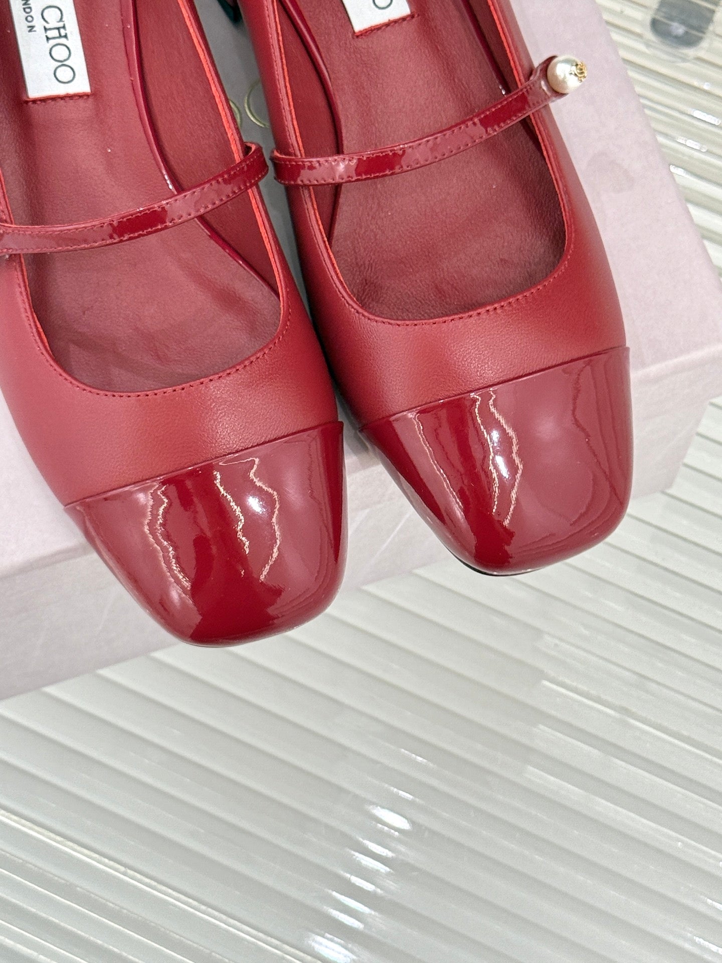 Jimmy Choo Color-block Pearl Mary Jane Heels – 25FW