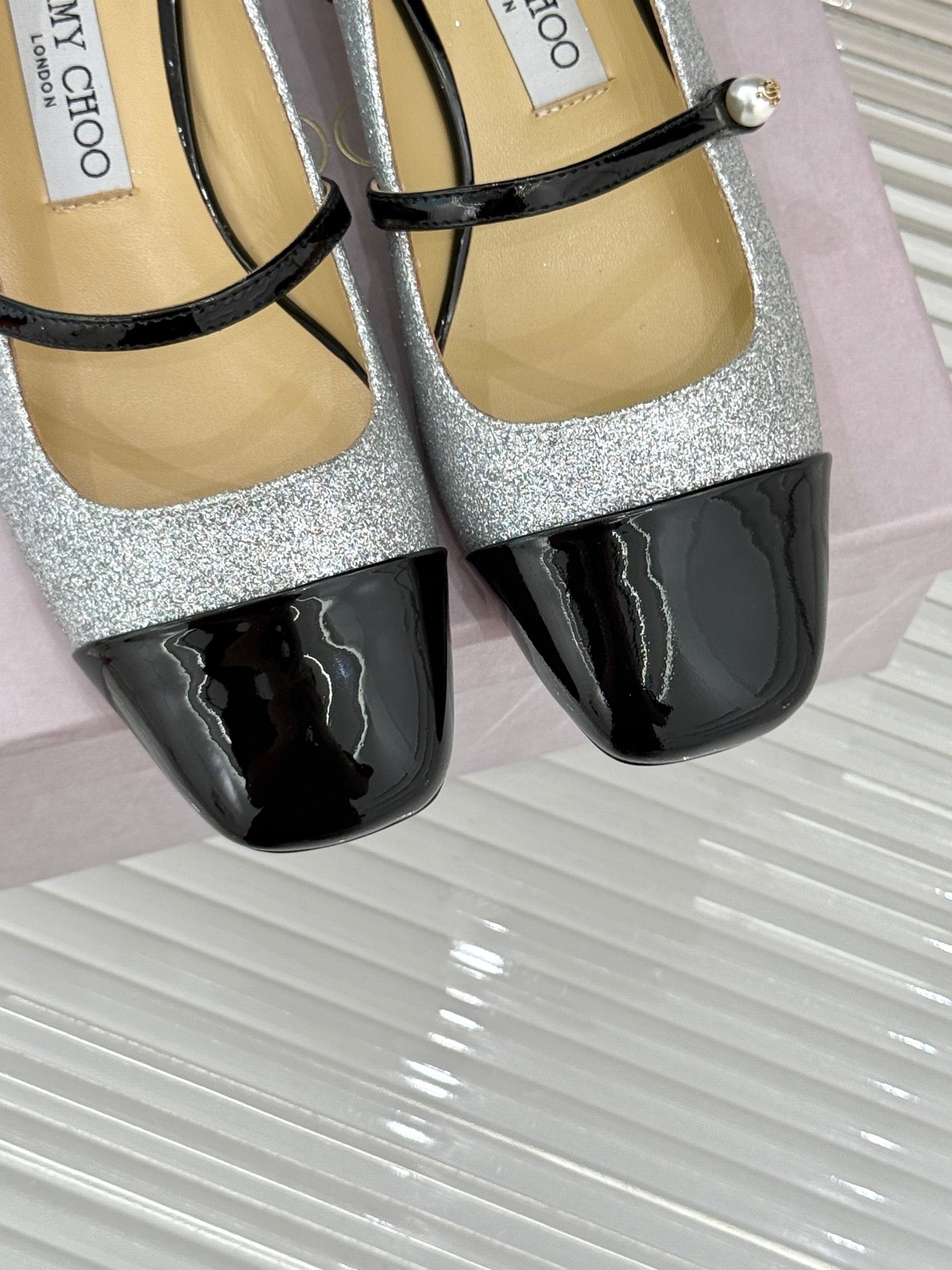 Jimmy Choo Color-block Pearl Mary Jane Heels – 25FW