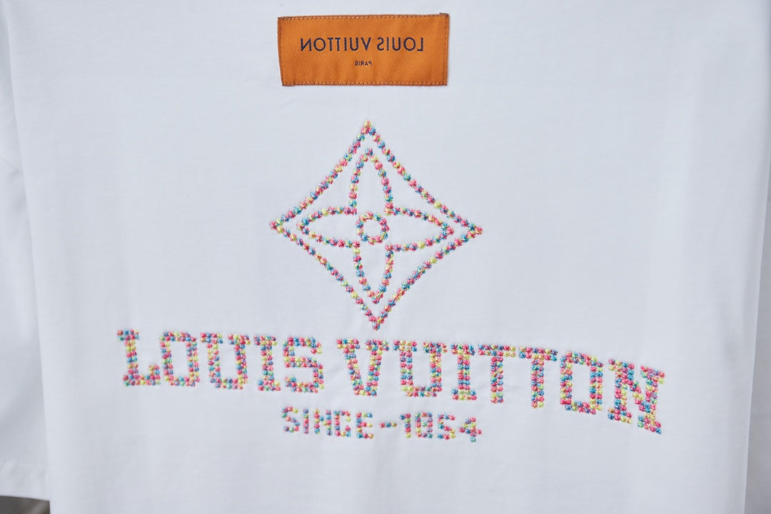 Louis Vuitton Embroidered Hollow LV Letter T-Shirt – 2026SS