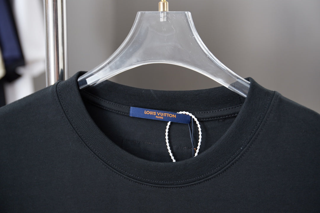 Louis Vuitton Embroidered Hollow LV Letter T-Shirt – 2026SS