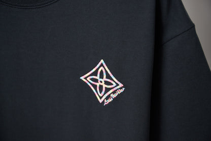 Louis Vuitton Embroidered Hollow LV Letter T-Shirt – 2026SS