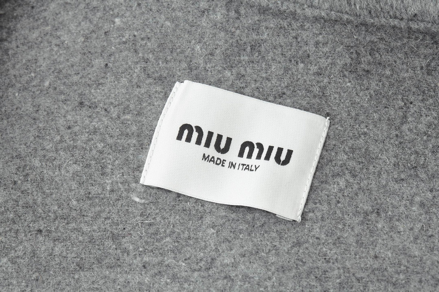 Miu Miu Logo Embroidered Cashmere Zip Jacket