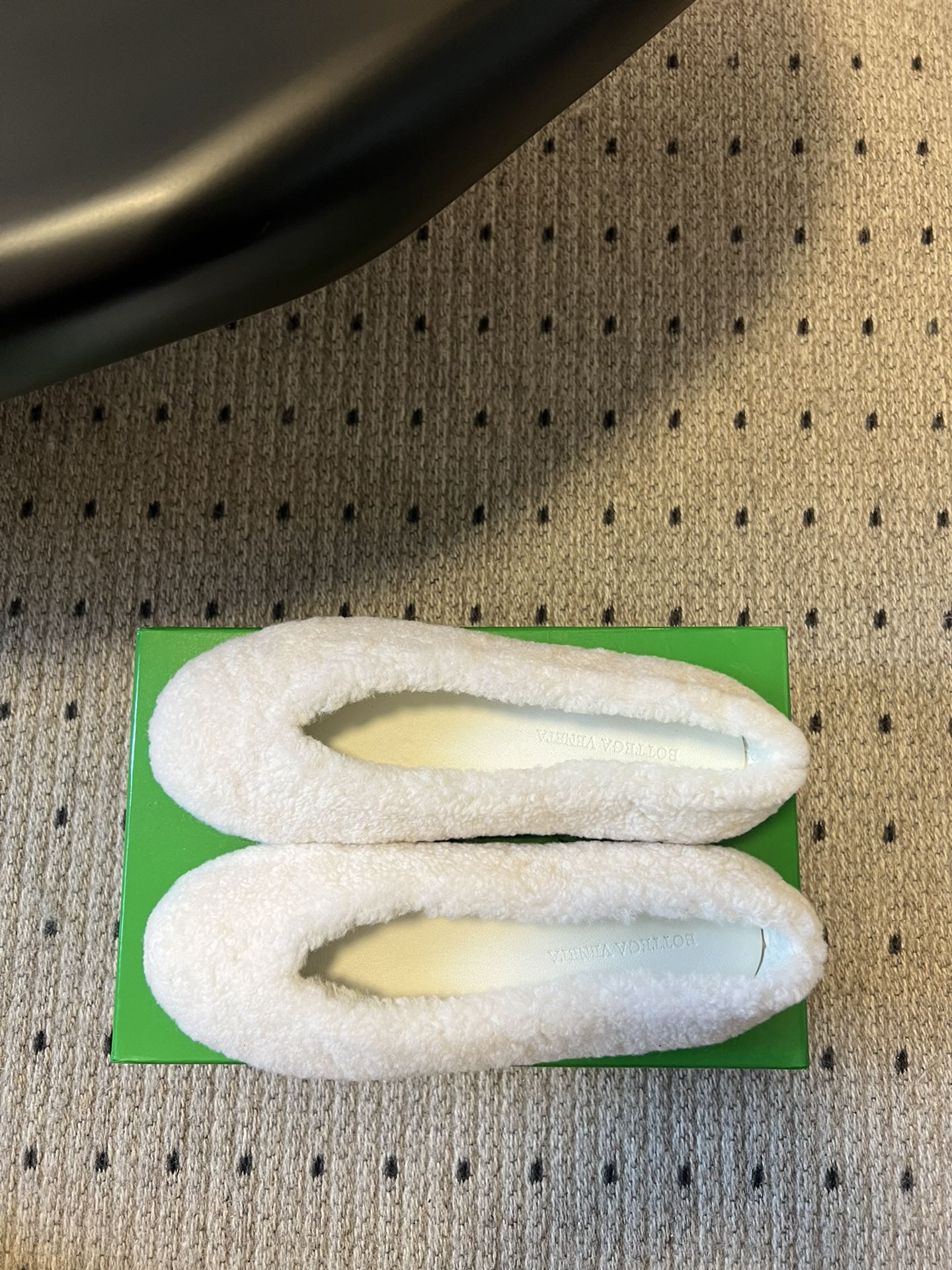 Bottega Veneta Furry Ballet Flats – 25SS