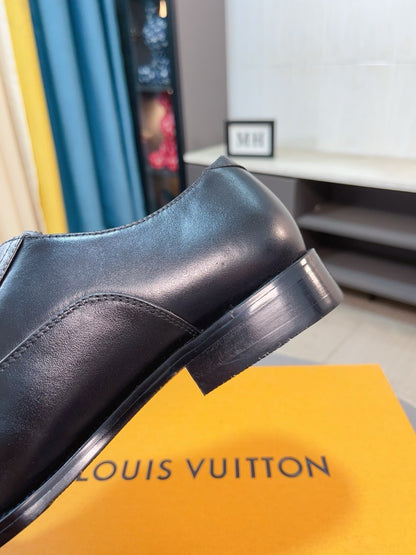 Louis Vuitton Men's Business Casual Leather Shoes