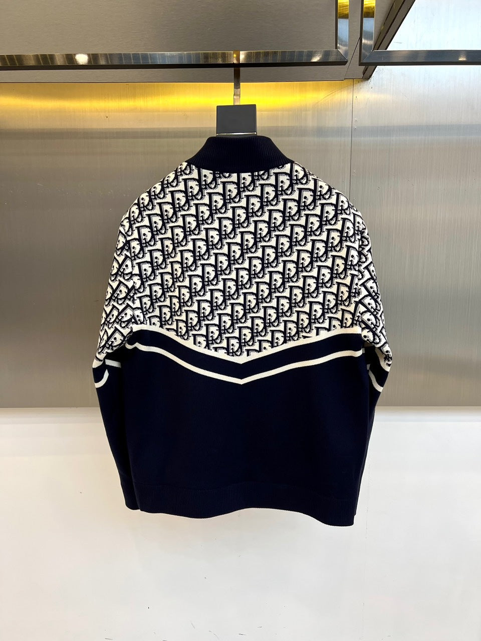 Gucci GG Logo Knit Zip Jacket – 2025FW