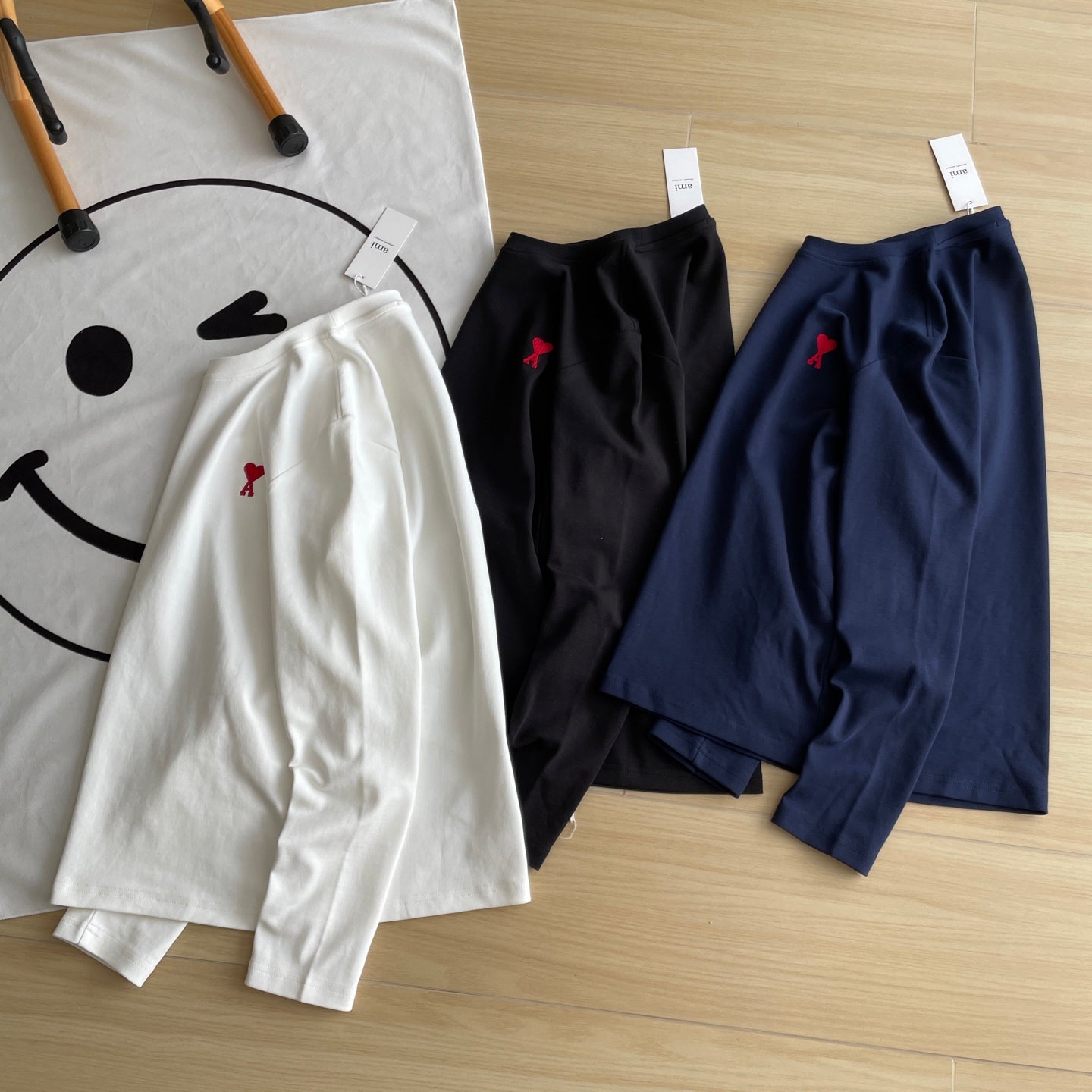 AMI Paris Classic Heart Embroidered Long Sleeve T-Shirt