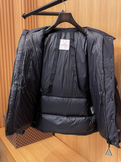 Moncler Designer Structural Down Jacket – 2025 Latest Model